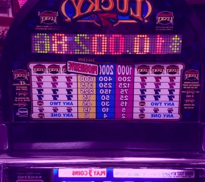 Very Lucky slot machine
