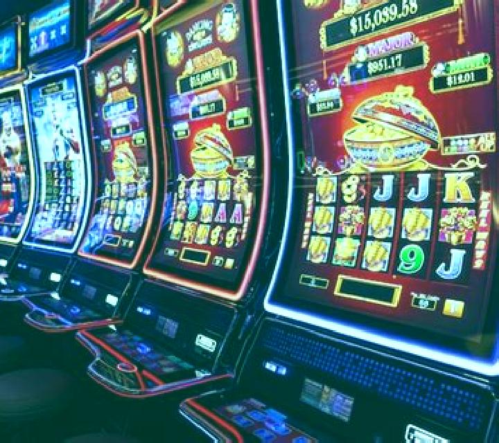 Vinnie Jones Blackjack slot machine