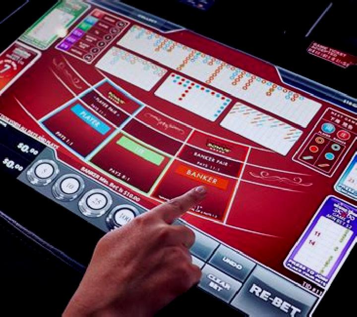 Virtual Baccarat slot game