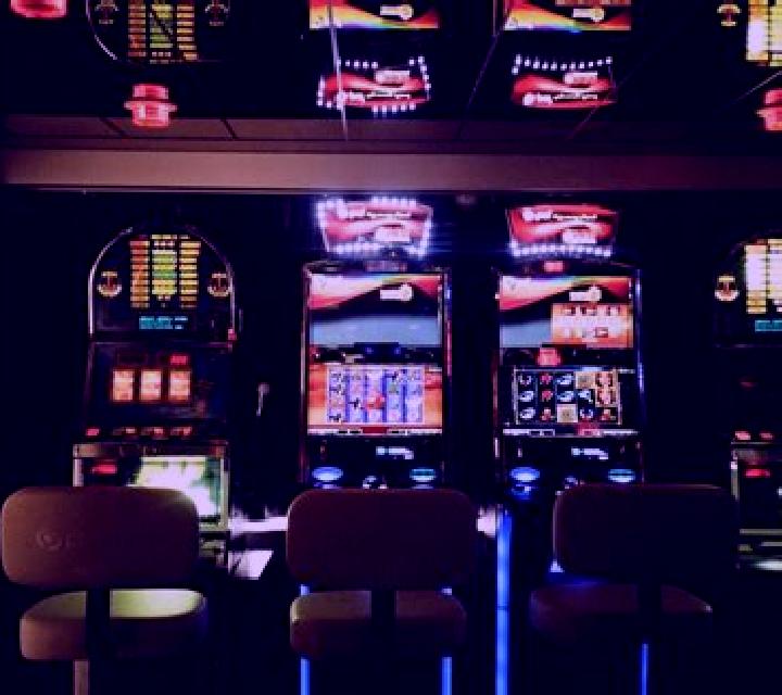 Virtual PokDeng slot machine