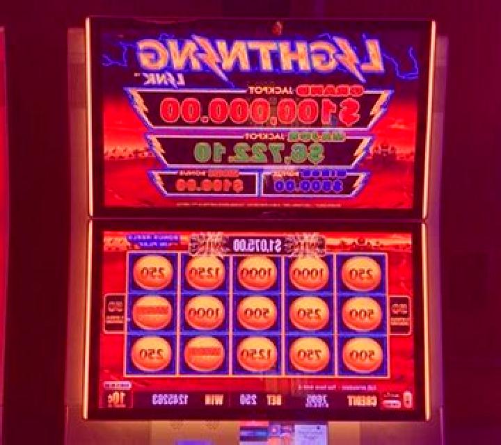 Wall Street Honey Stakes slot machine
