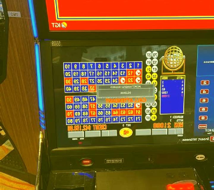 Whale Keno slot game