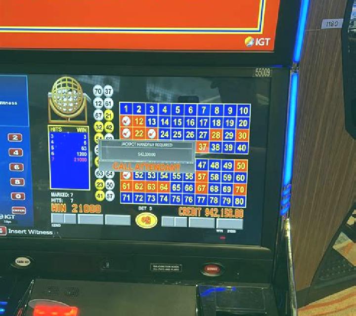 Whale Keno slot