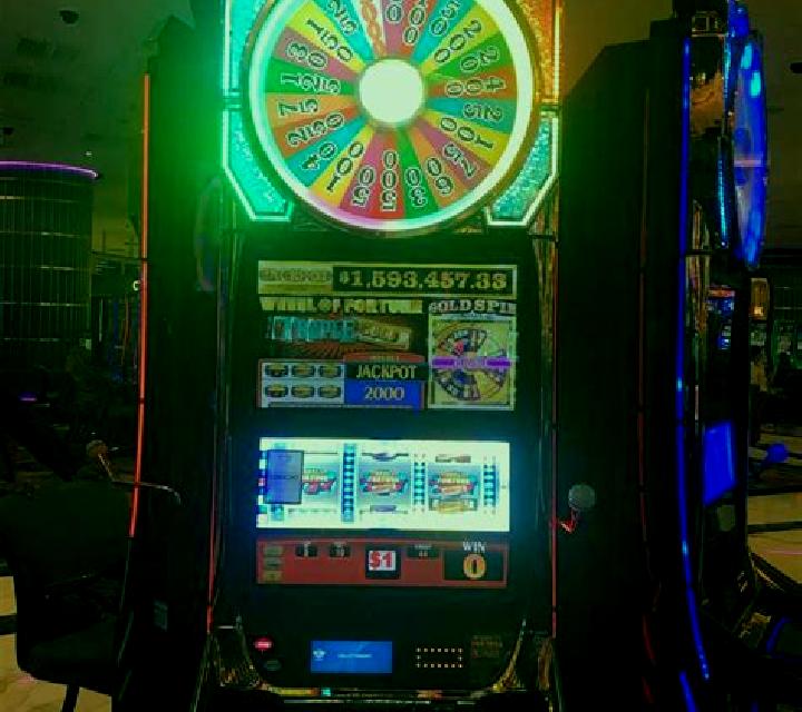 Wheel of Amp slot machine