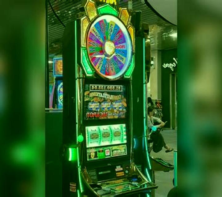 Wheel of Winners Link & Win slot machine