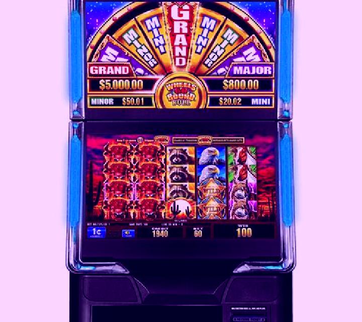 Wheels Go Round Bull slot machine