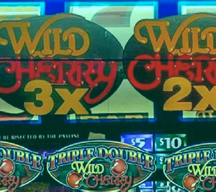 Wild Cherry (Wizard Games) slot game