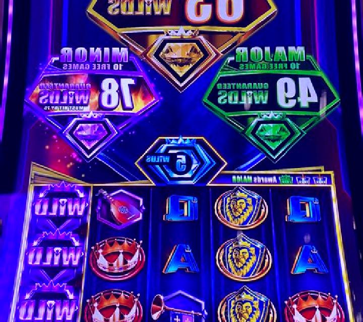 Wild Cobra Riches slot game