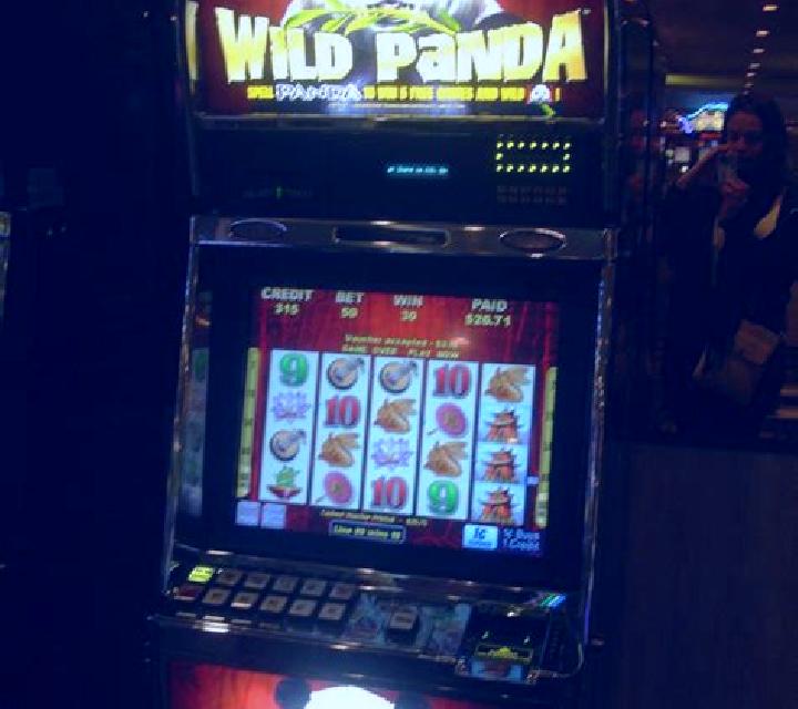 Wild Fairies (Red Panda) slot machine