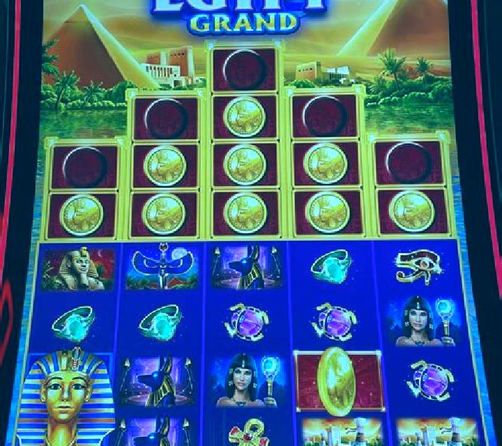 Wild Gods of Egypt slot machine