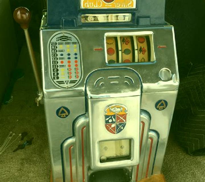 Wild N Free Retro slot machine