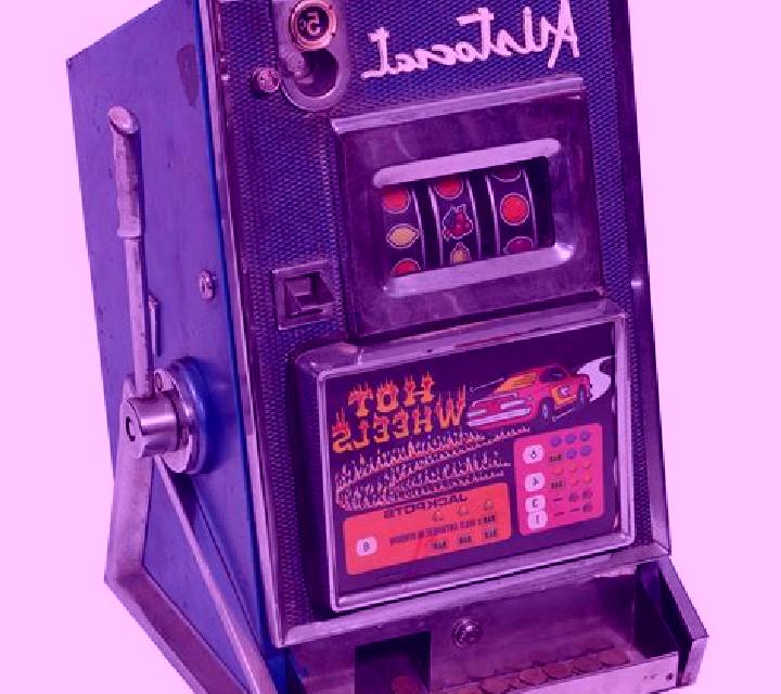 Winch & Wheels slot machine