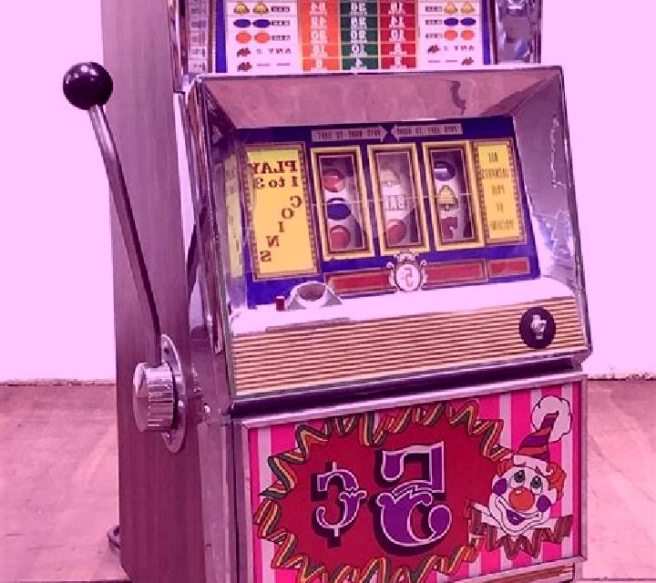 Winning Clover 5 slot machine