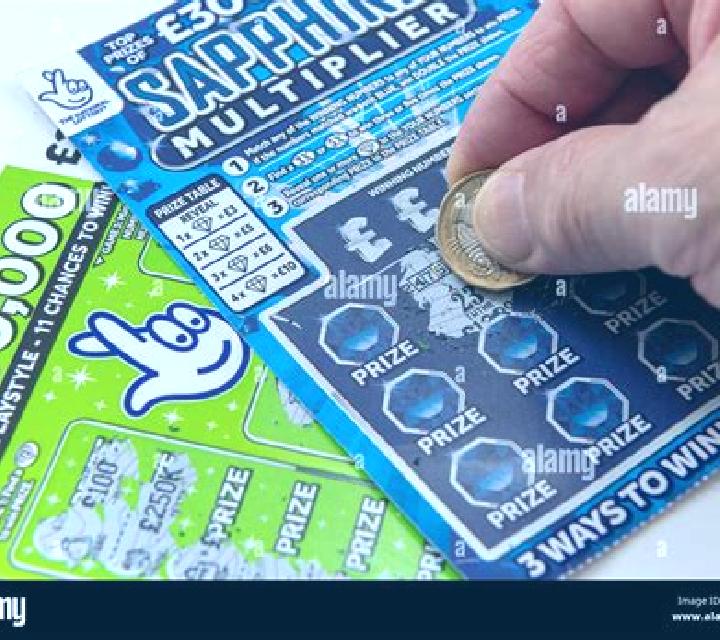 With Cleo Scratchcard slot
