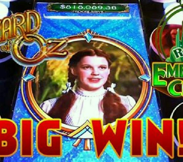 Wizard of Oz Road to Emerald City slot machine