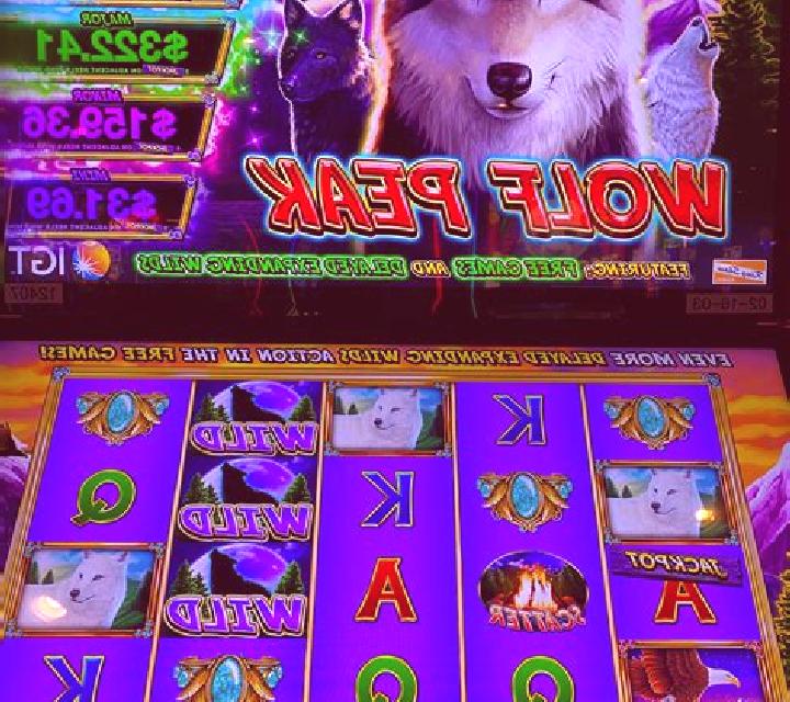 Wolf Peak slot