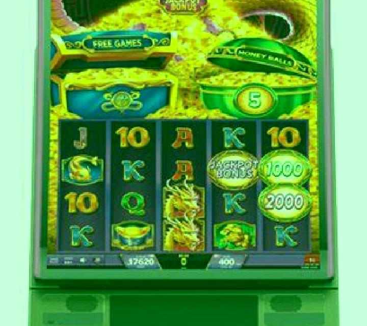 Wrecked Treasures slot machine