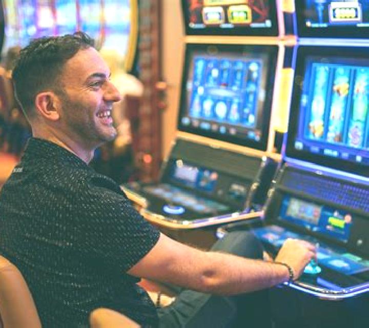 X Flip online slot