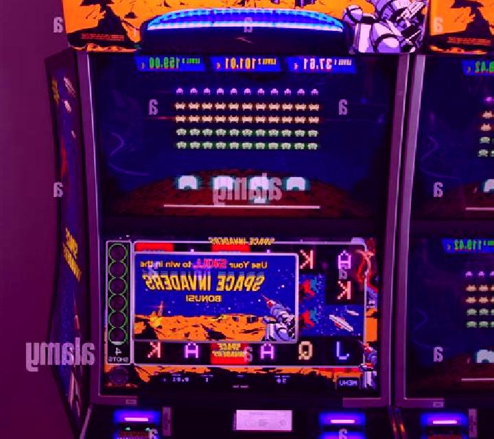 Xmas Invaders slot machine