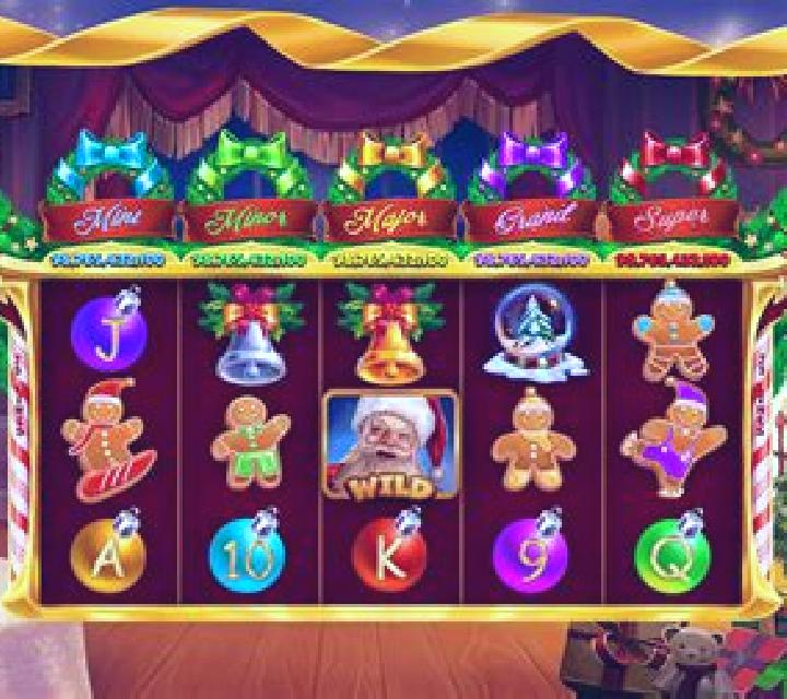 XMAS Royale slot machine
